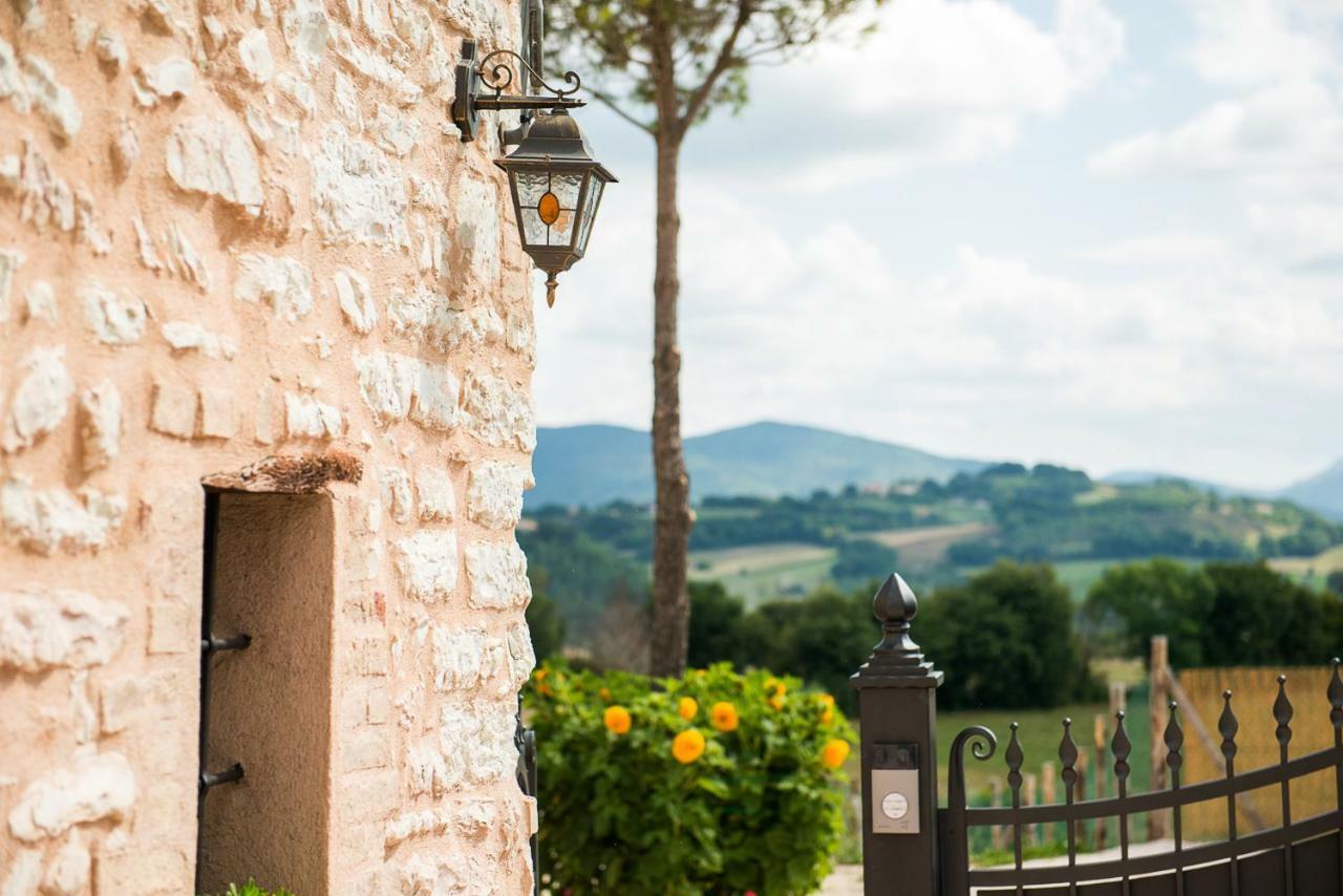 Apartmán Casamenetto Vacanze Sassoferrato Exteriér fotografie
